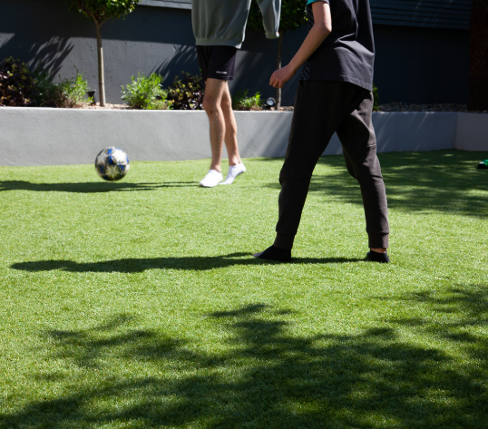 Multisportplatz mit Kunstrasen